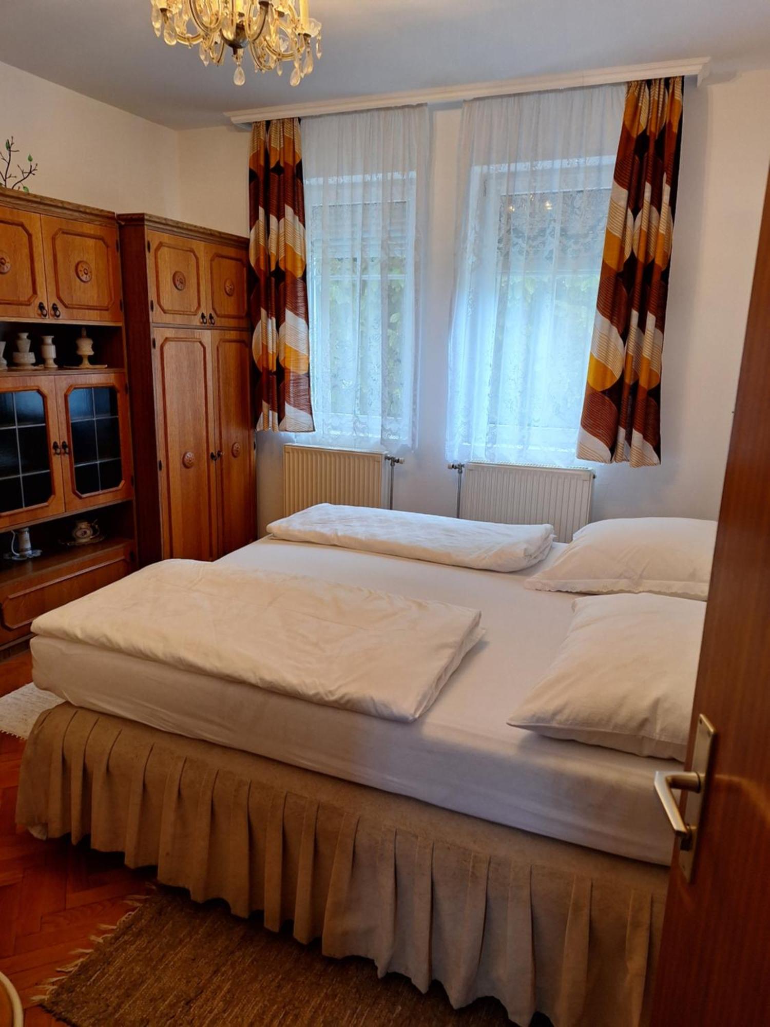 Pension Ovari Бік Екстер'єр фото